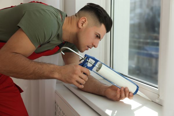 Cost of Window Caulking Repair in Rowlett