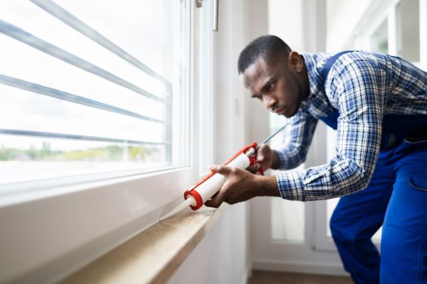 Cost of Caulk Repair in Rowlett