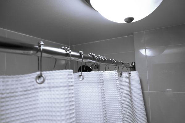 Cost of Shower Rod Mounting in Rowlett