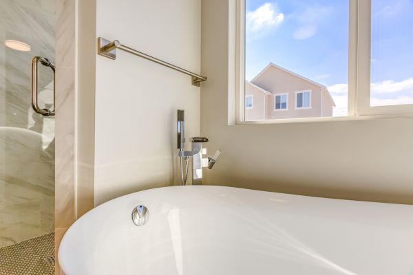 Cost of Towel Rod Installation in Rowlett