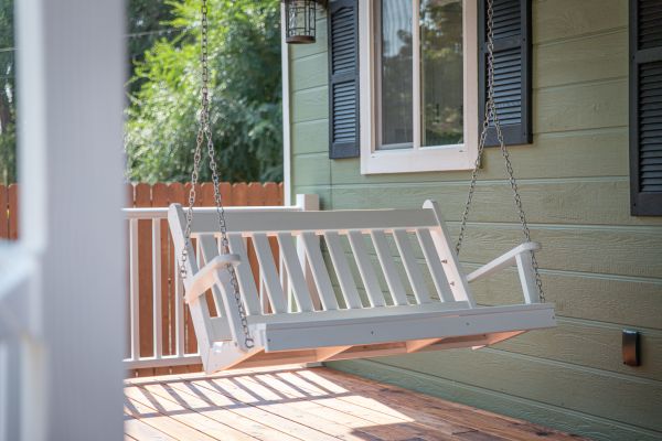 Cost of Porch Swing Installation in Rowlett